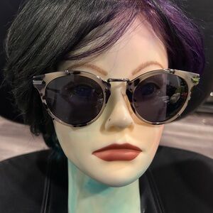 Blue Planet Atticus Stylish Olive Green and black Black Sunglasses